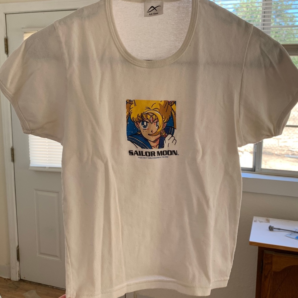 Adorable RARE vintage 1990s anime Sailor Moon baby tee shirt!